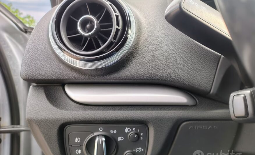 Audi A3 SPB 1.6 TDI clean diesel Ambition