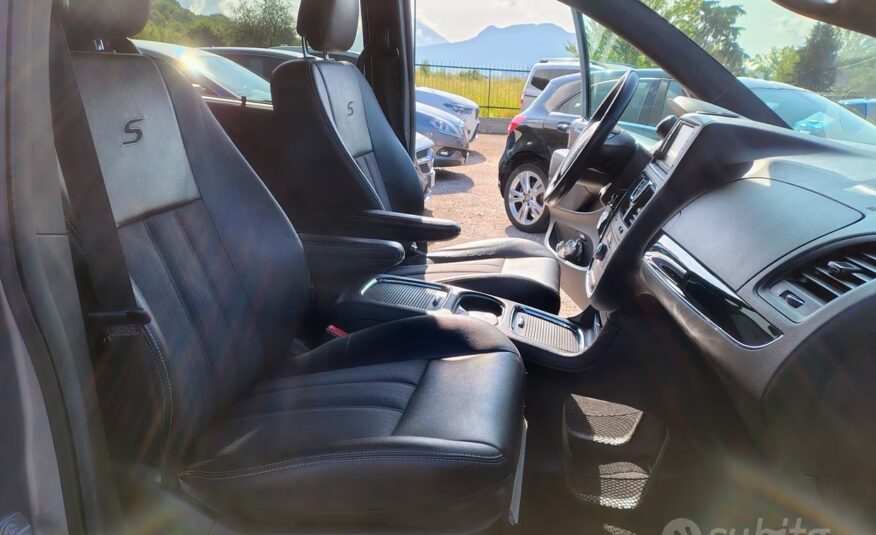 Lancia Voyager 2.8 Turbodiesel Platinum 177 CV