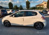 Peugeot 208 PureTech 82 5 porte Allure
