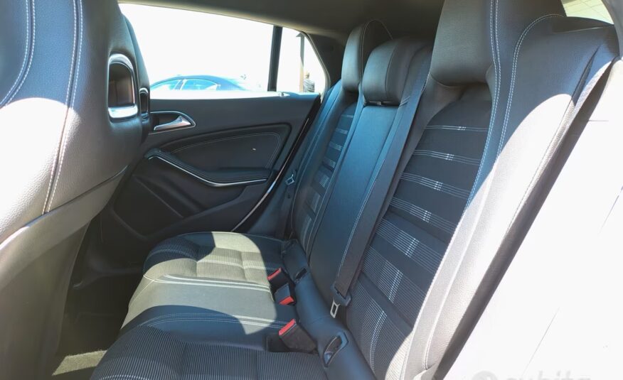 Mercedes-benz CLA 180 d Automatic Premium