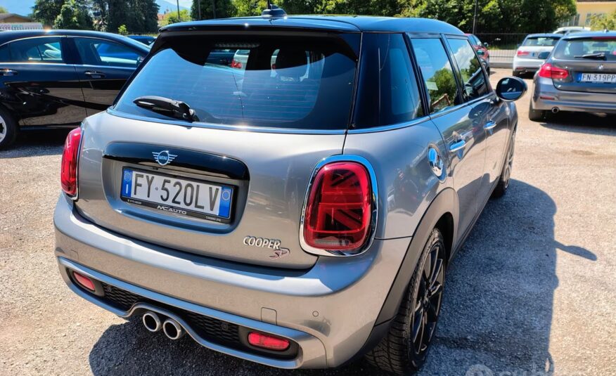 Mini Mini 2.0 Cooper SD aut. Hype