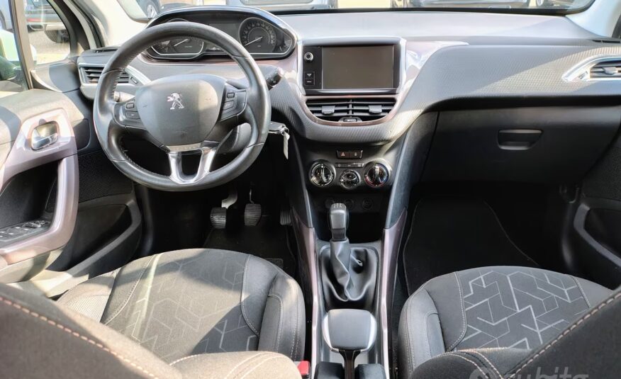 Peugeot 2008 1.2 VTi 82CV Allure