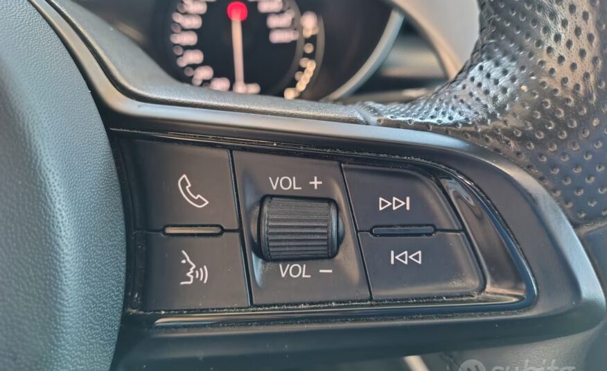 Alfa Romeo Stelvio 2.2 Turbodiesel 210 CV AT8 Q4 V