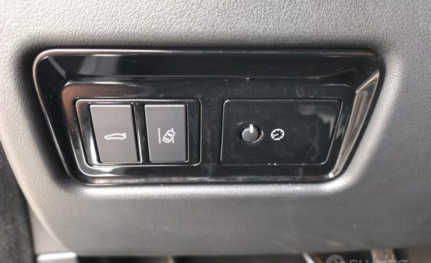 Jaguar XF aut. Portfolio (SOLO PER OPERATORI DEL SETTORE)
