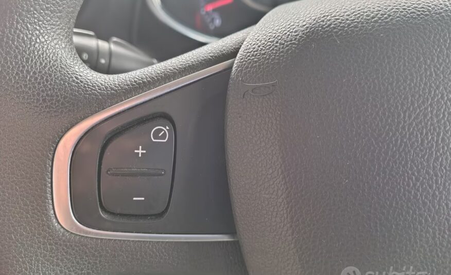 Renault Clio TCe 12V 90 CV 5 porte Moschino Life