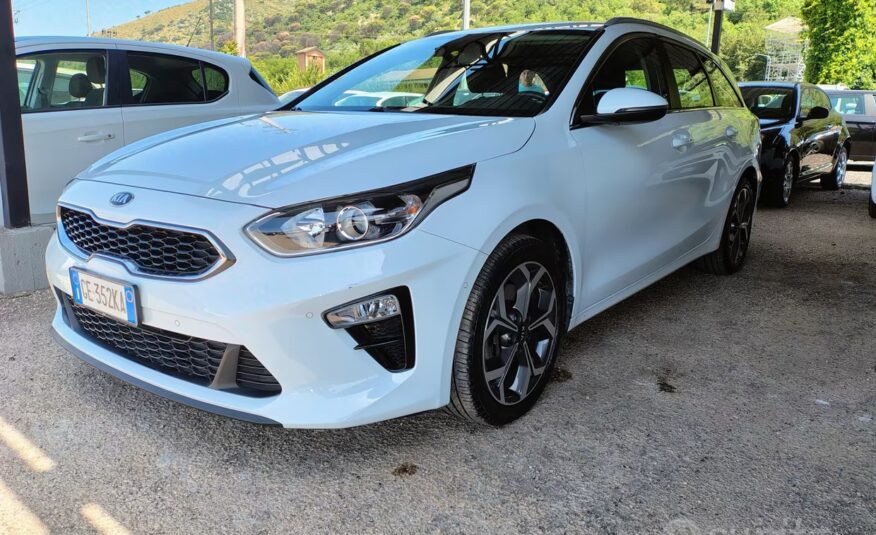 Kia Ceed 1.6 CRDi 136 CV MHEV DCT SW Style