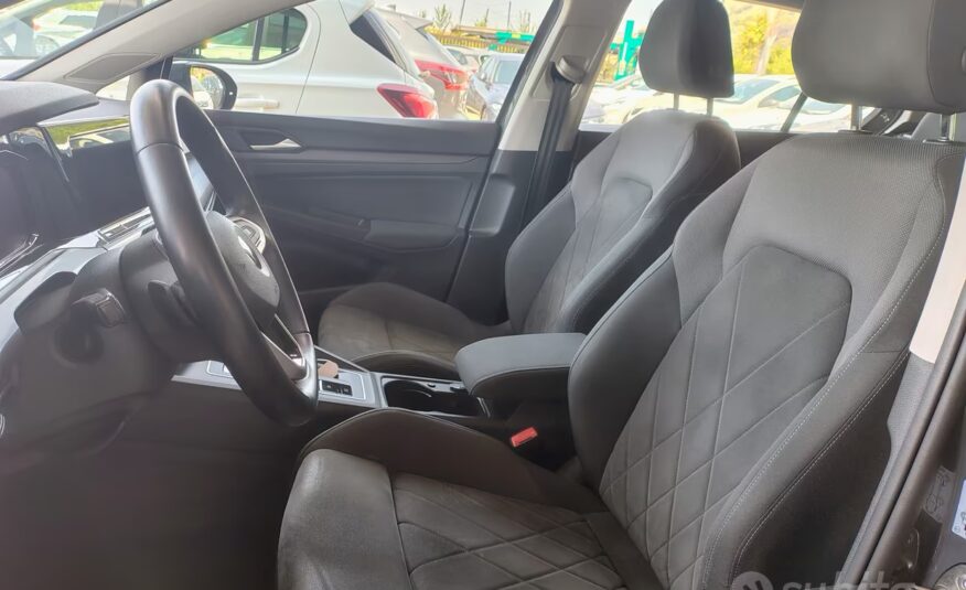 Volkswagen Golf 1.5 eTSI 150 CV EVO ACT DSG 1st Ed