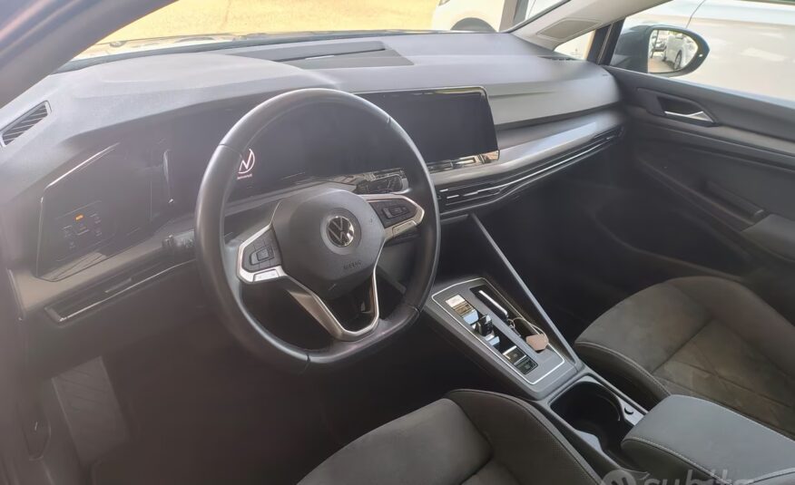 Volkswagen Golf 1.5 eTSI 150 CV EVO ACT DSG 1st Ed