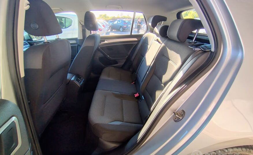 Volkswagen Golf 1.6 TDI 110 CV Executive BlueMotio