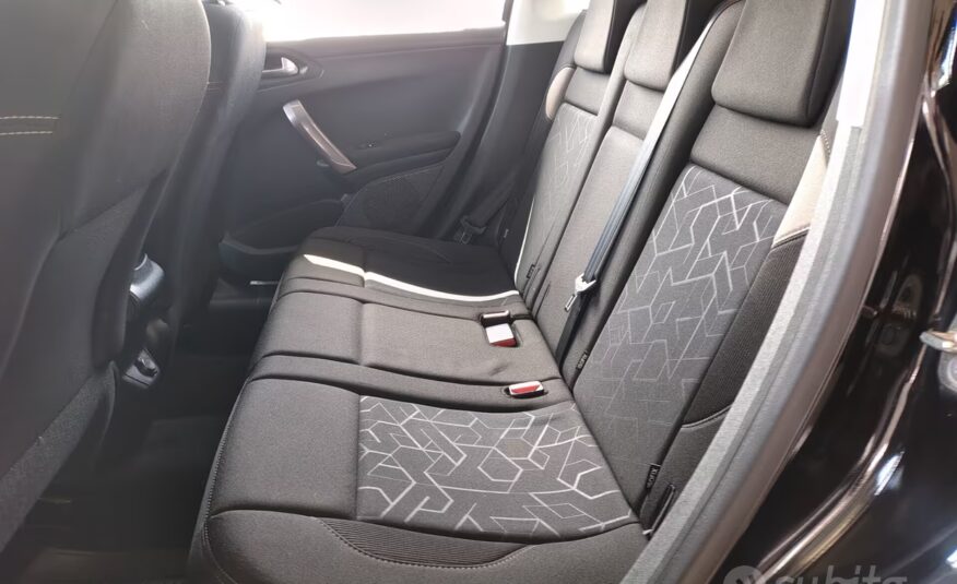 Peugeot 2008 PureTech 82 Allure