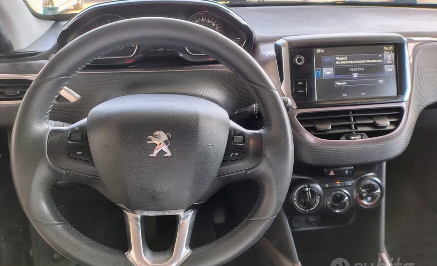 Peugeot 2008 PureTech 82 Allure