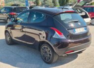 Lancia Ypsilon 1.2 69 CV 5 porte S&S Platinum