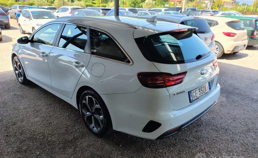 Kia Ceed 1.6 CRDi 136 CV MHEV DCT SW Style