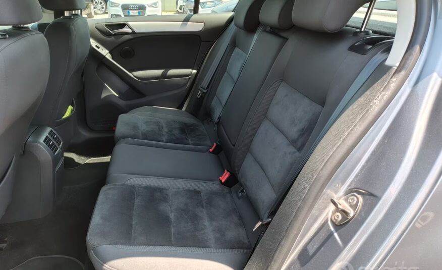 Volkswagen Golf 1.6 Highline BiFuel