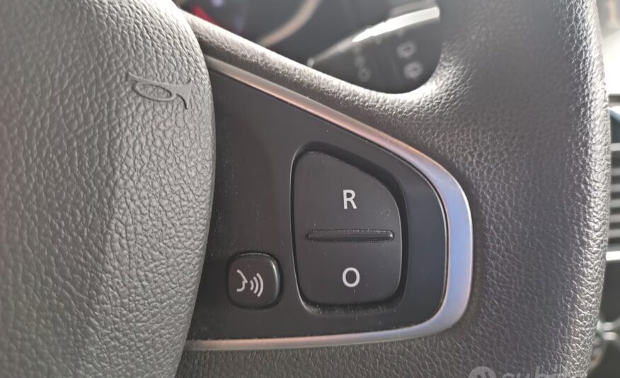Renault Clio TCe 12V 90 CV 5 porte Moschino Life