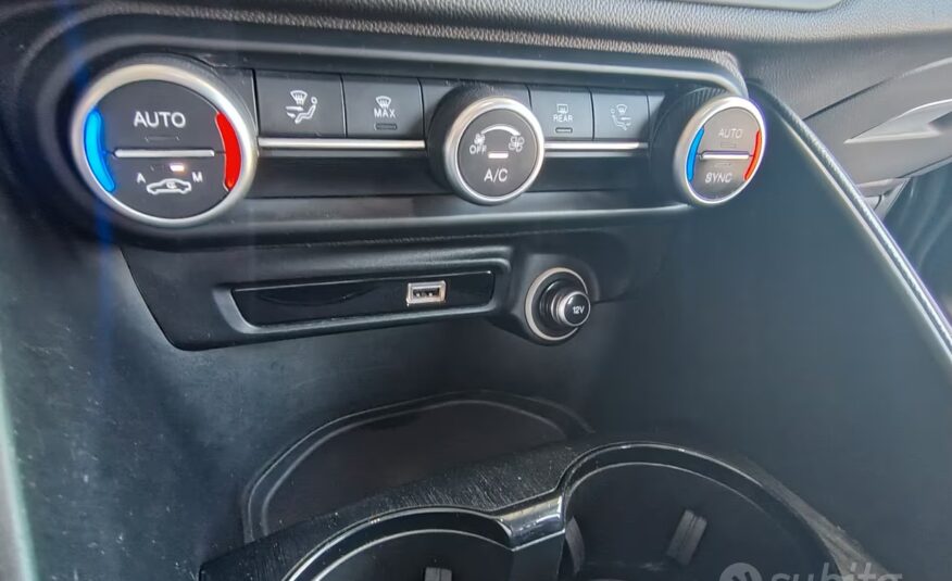 Alfa Romeo Giulia 2.2 Turbodiesel 160 CV AT8 Sprin