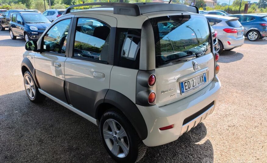 Fiat Panda 1.3 MJT 16V DPF 4×4 Cross IMPECCABILE