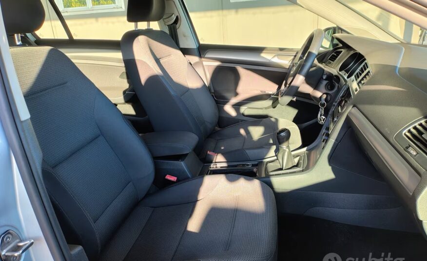 Volkswagen Golf 1.6 TDI 110 CV Executive BlueMotio