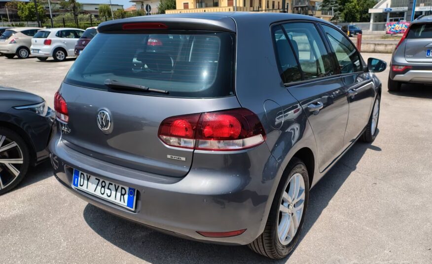 Volkswagen Golf 1.6 Highline BiFuel