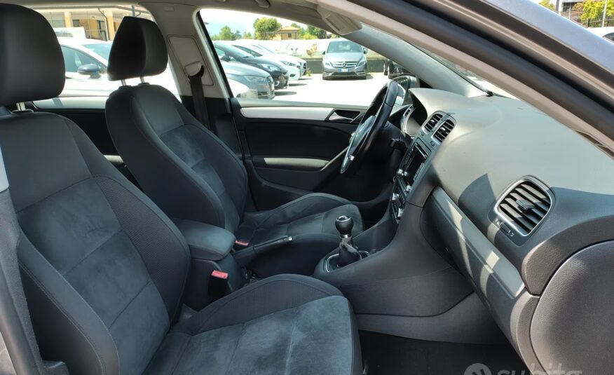 Volkswagen Golf 1.6 Highline BiFuel