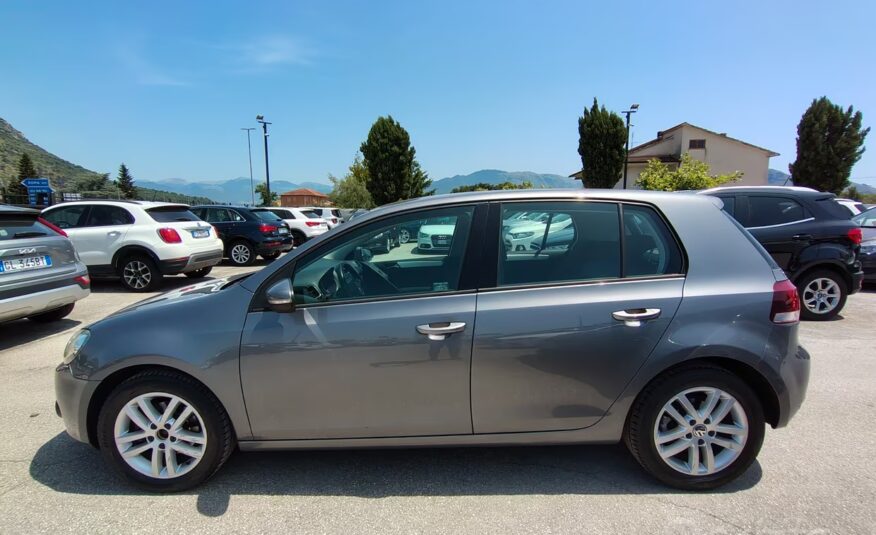Volkswagen Golf 1.6 Highline BiFuel
