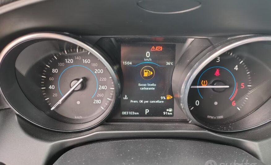 Jaguar XF aut. Portfolio (SOLO PER OPERATORI DEL SETTORE)