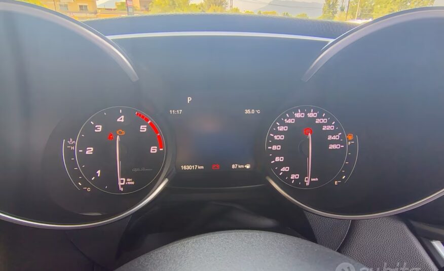 Alfa Romeo Giulia 2.2 Turbodiesel 160 CV AT8 Sprin
