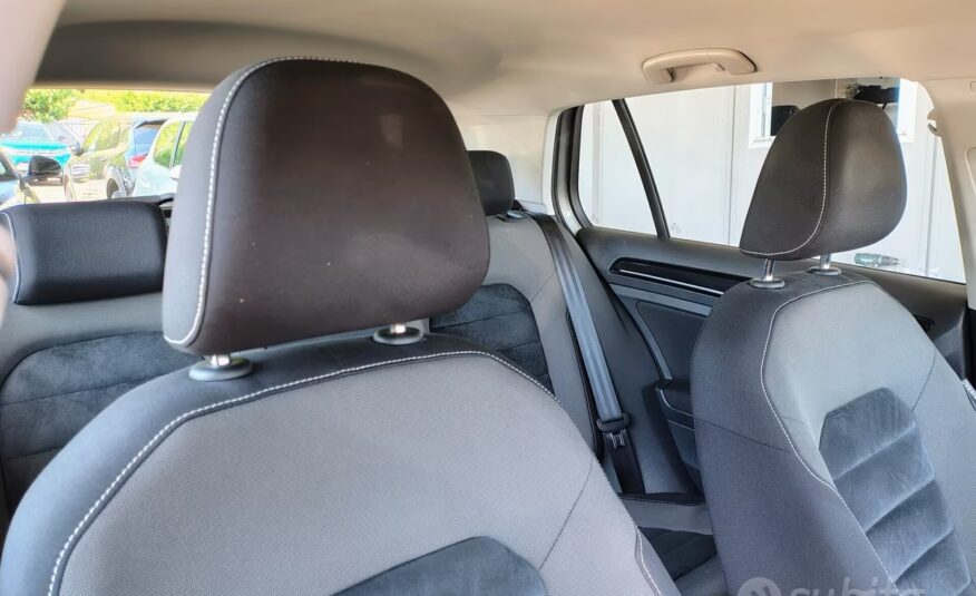 Volkswagen Golf 1.6 TDI 110 CV 5p. Executive BlueM