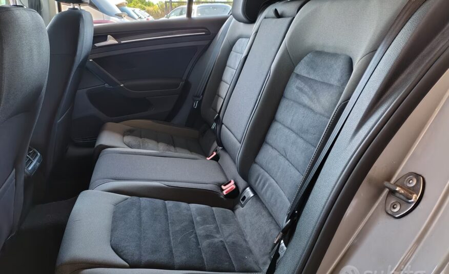 Volkswagen Golf 1.6 TDI 110 CV 5p. Executive BlueM