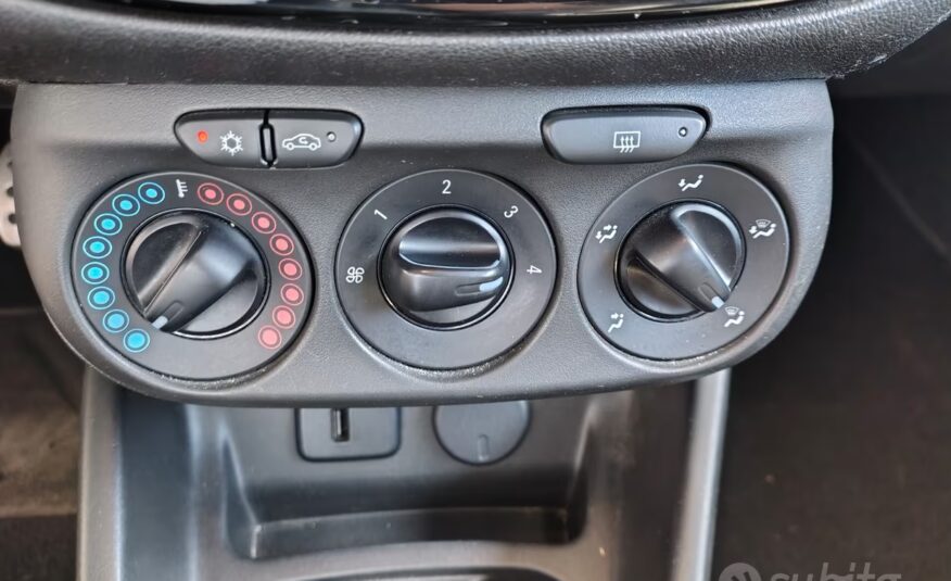 Opel Corsa 1.3 CDTI Coupé b-Color