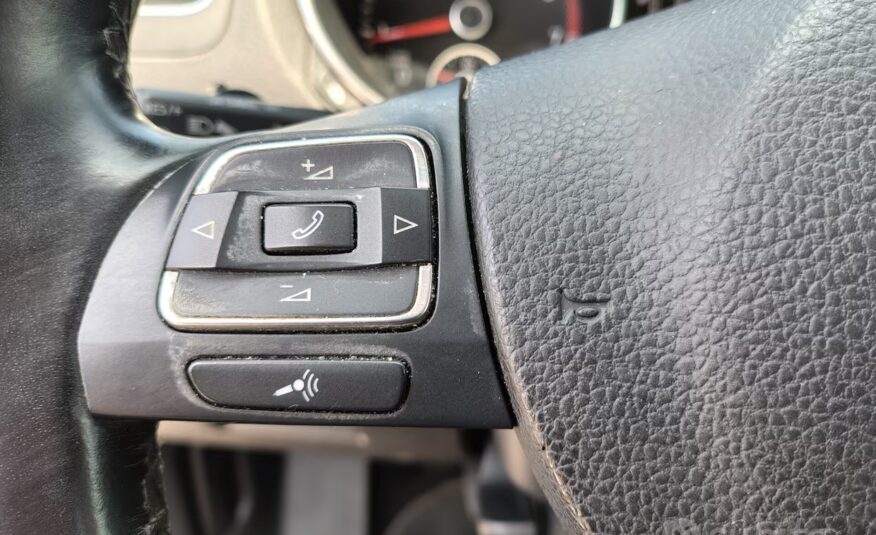 Volkswagen Golf 1.6 Highline BiFuel