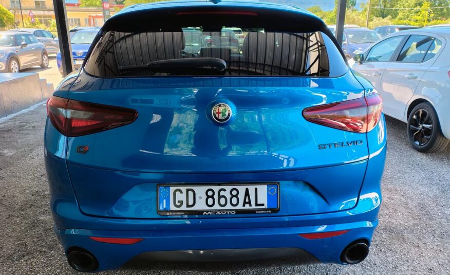 Alfa Romeo Stelvio 2.2 Turbodiesel 210 CV AT8 Q4 V