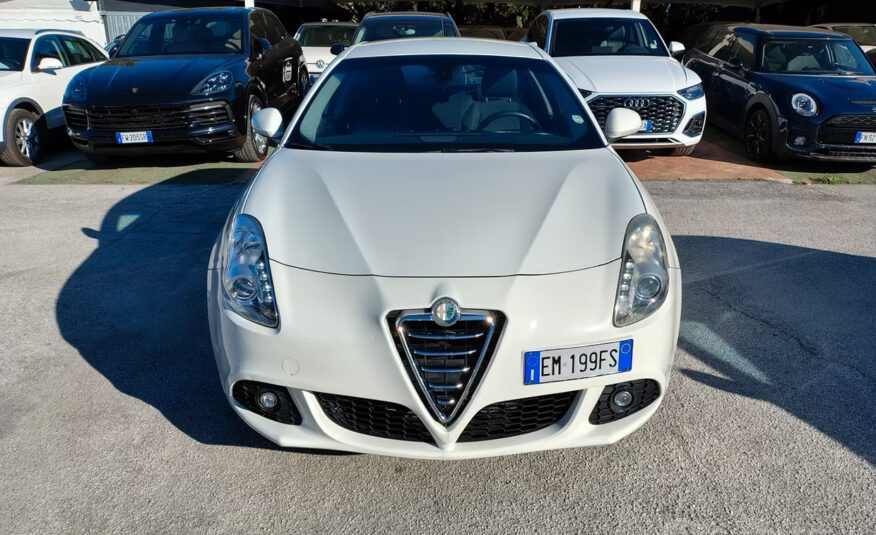 Alfa Romeo Giulietta 1.6 JTDm-2 105 CV Distinctive