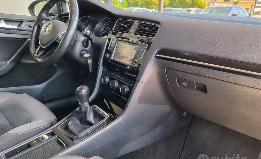 Volkswagen Golf 1.6 TDI 110 CV 5p. Executive BlueM