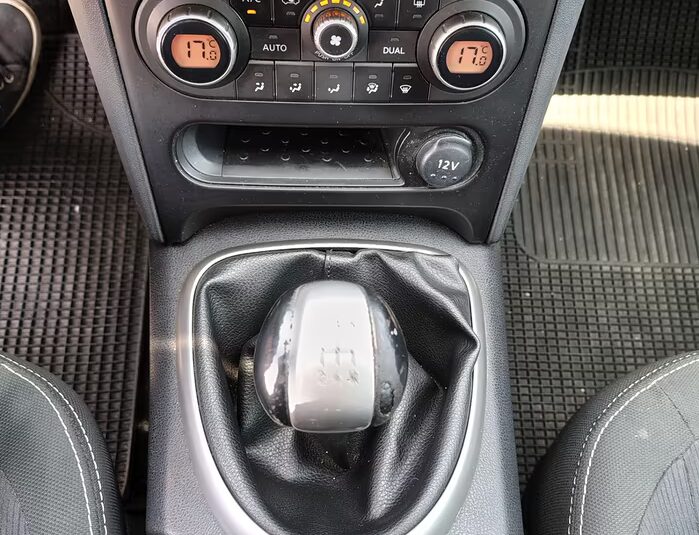 Nissan Qashqai 1.6 16V Tekna GPL