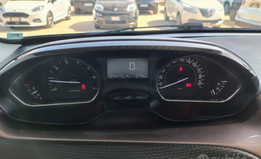 Peugeot 2008 PureTech 82 Allure