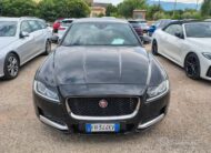 Jaguar XF aut. Portfolio (SOLO PER OPERATORI DEL SETTORE)