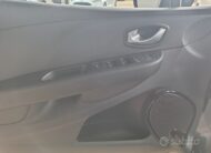Renault Clio TCe 12V 90 CV 5 porte Moschino Life