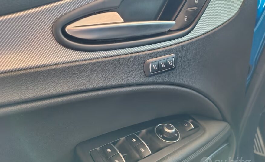 Alfa Romeo Stelvio 2.2 Turbodiesel 210 CV AT8 Q4 V