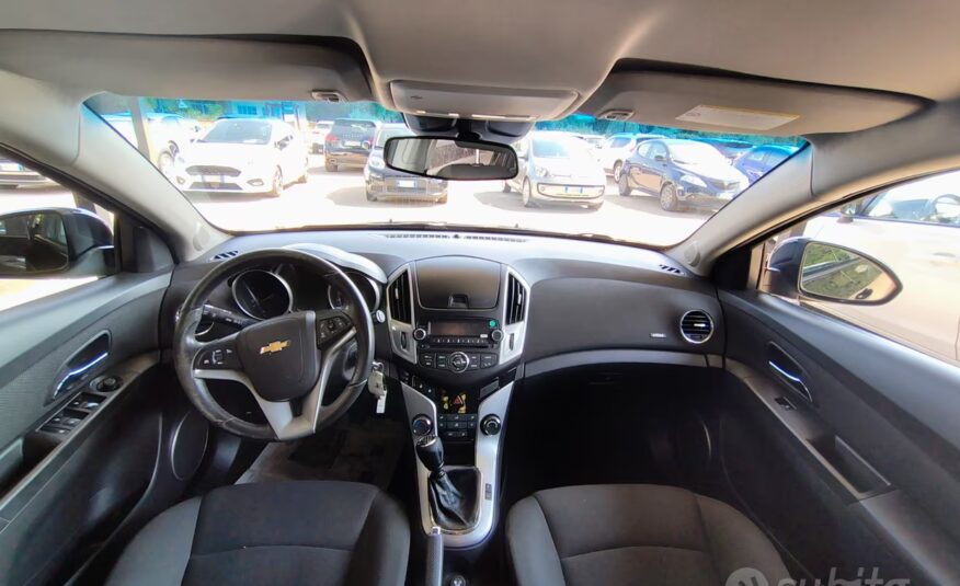 Chevrolet Cruze 1.7 Diesel Station Wagon LTZ