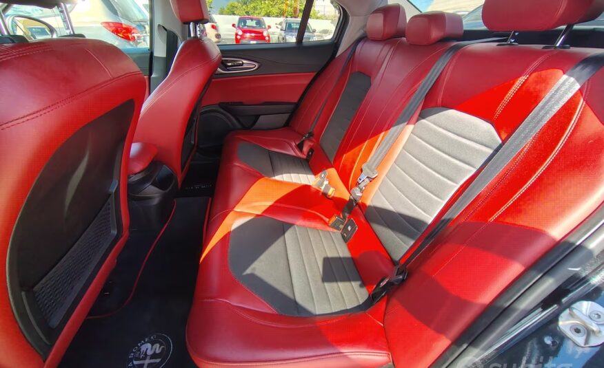 Alfa Romeo Giulia 2.2 Turbodiesel 180 CV Super