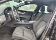 Jaguar XF aut. Portfolio (SOLO PER OPERATORI DEL SETTORE)