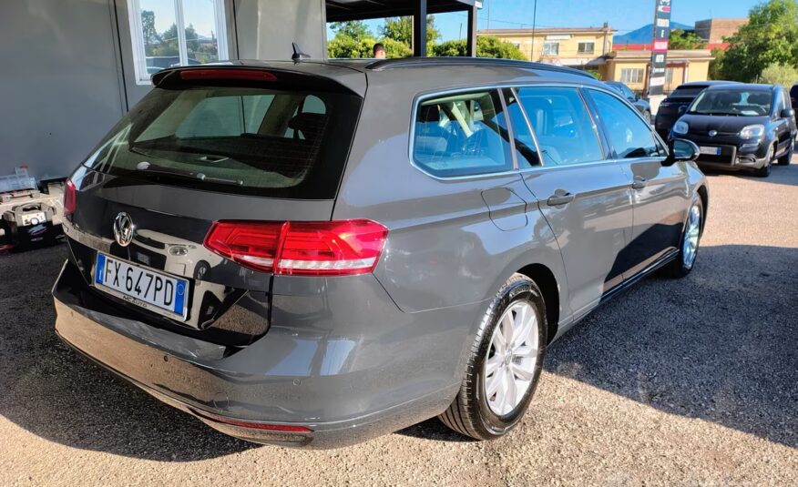 Volkswagen Passat 1.4 TSI DSG 2019 Trendline BlueM