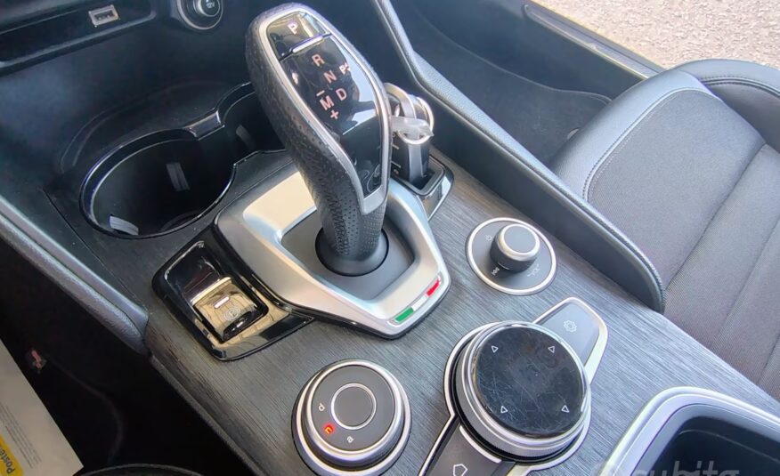Alfa Romeo Giulia 2.2 Turbodiesel 160 CV AT8 Sprin