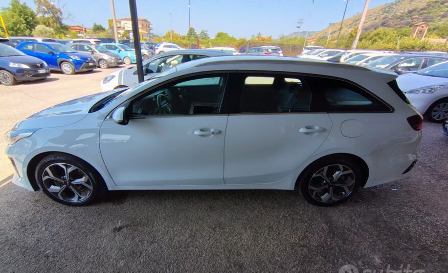 Kia Ceed 1.6 CRDi 136 CV MHEV DCT SW Style