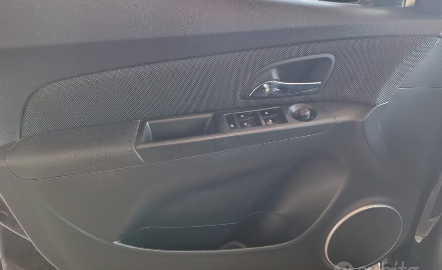 Chevrolet Cruze 1.7 Diesel Station Wagon LTZ