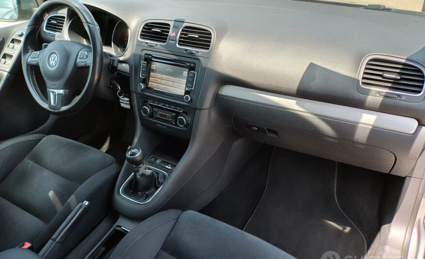 Volkswagen Golf 1.6 Highline BiFuel