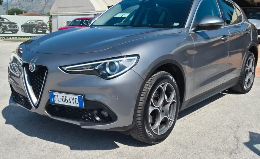 Alfa Romeo Stelvio 2.2 Turbodiesel 210 CV AT8 Q4