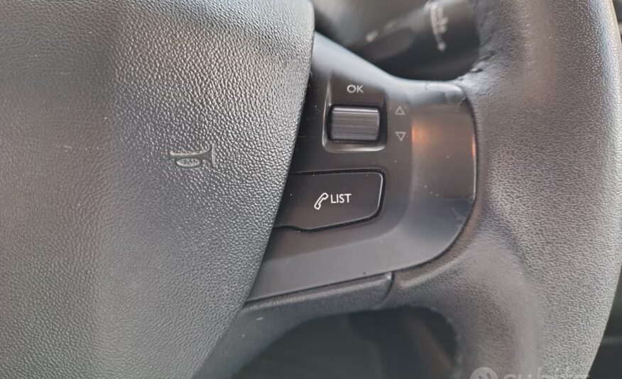 Peugeot 2008 PureTech 82 Allure