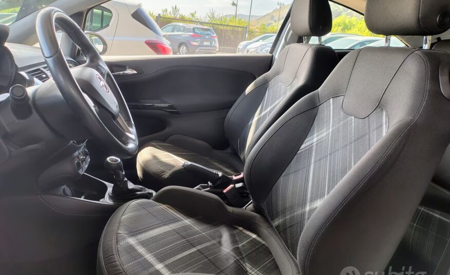 Opel Corsa 1.3 CDTI Coupé b-Color